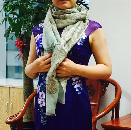围巾  QXY011