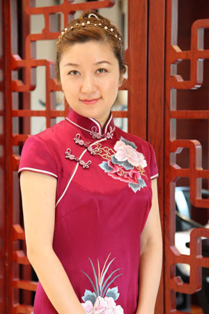 精品绣花旗袍  QXY034